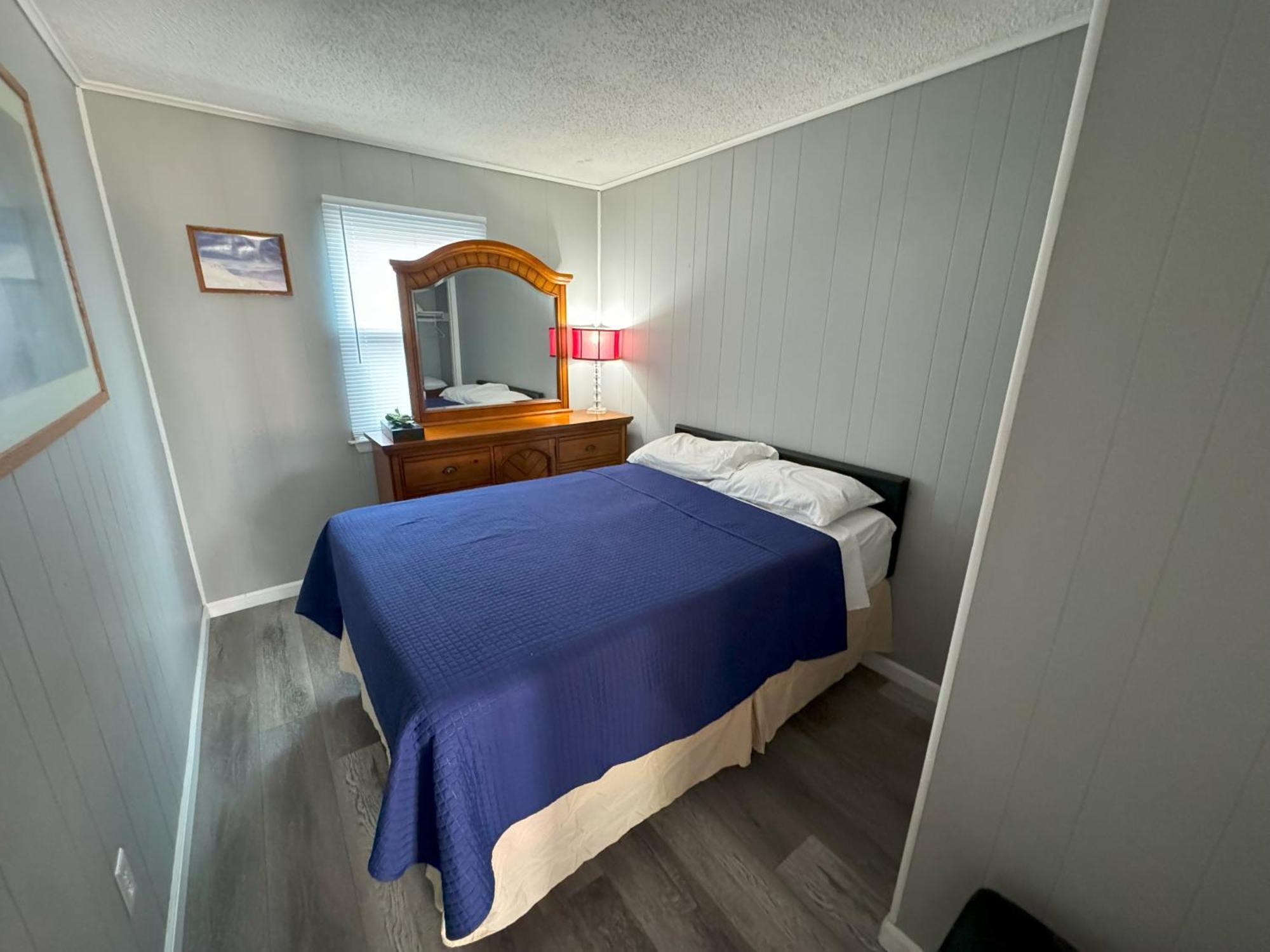 Sea Garden Motel Сийсайд Хайтс Екстериор снимка